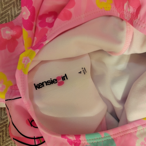 KENSIE GIRL Rashguard One-Piece UPF 50+ Quick Dry Cheetah Cat Swimsuit - Picture 9 of 9